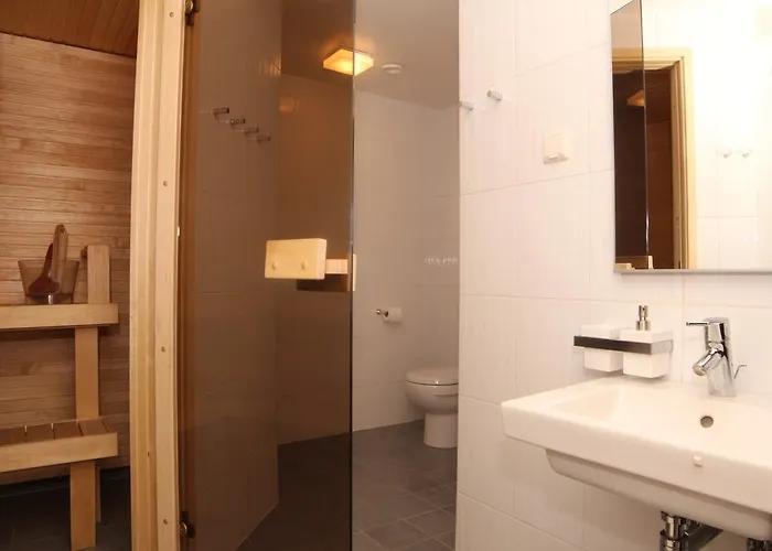 Rotermanni Lux * 塔林